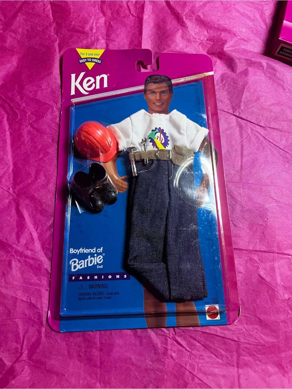 1995 Mattel Ken Boyfriend of Barbie Fashions Construction Worker Outfit NRFB